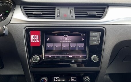 Skoda Rapid I, 2019 год, 1 945 000 рублей, 19 фотография