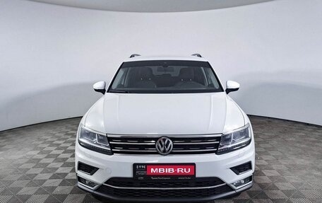 Volkswagen Tiguan II, 2020 год, 2 480 000 рублей, 2 фотография