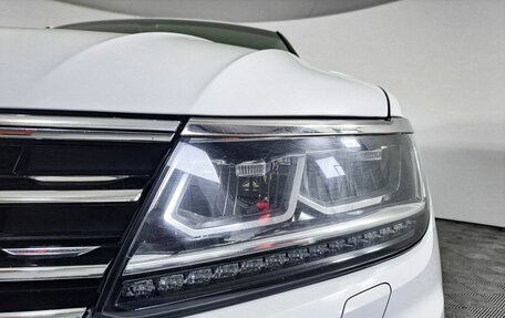 Volkswagen Tiguan II, 2020 год, 2 480 000 рублей, 17 фотография