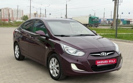 Hyundai Solaris II рестайлинг, 2013 год, 649 000 рублей, 2 фотография