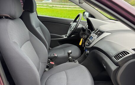 Hyundai Solaris II рестайлинг, 2013 год, 649 000 рублей, 26 фотография
