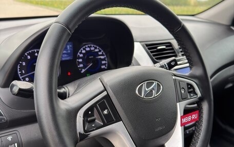 Hyundai Solaris II рестайлинг, 2013 год, 649 000 рублей, 37 фотография