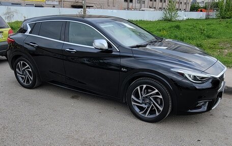 Infiniti QX30, 2016 год, 2 300 000 рублей, 2 фотография