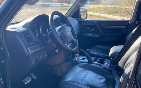 Mitsubishi Pajero IV, 2011 год, 1 650 000 рублей, 7 фотография