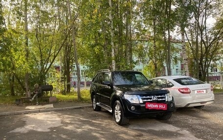 Mitsubishi Pajero IV, 2011 год, 1 650 000 рублей, 6 фотография