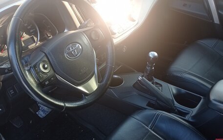 Toyota RAV4, 2013 год, 1 700 000 рублей, 5 фотография