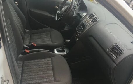 Volkswagen Polo VI (EU Market), 2018 год, 1 200 000 рублей, 8 фотография