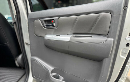 Toyota Hilux VII, 2012 год, 1 850 000 рублей, 25 фотография