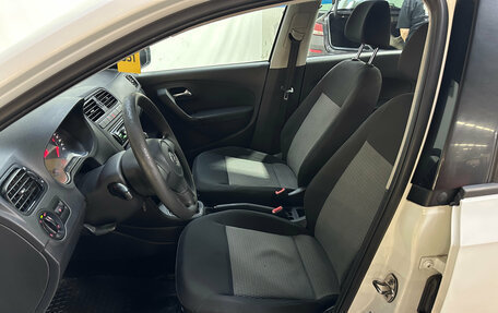Volkswagen Polo VI (EU Market), 2012 год, 490 000 рублей, 5 фотография
