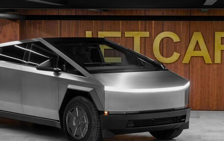 Tesla Cybertruck, 2024 год, 20 530 000 рублей, 6 фотография