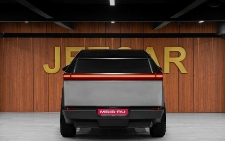 Tesla Cybertruck, 2024 год, 20 530 000 рублей, 8 фотография