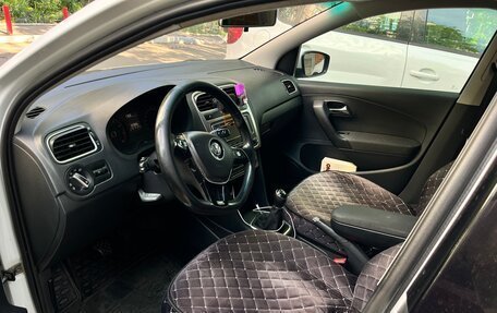 Volkswagen Polo VI (EU Market), 2015 год, 750 000 рублей, 1 фотография
