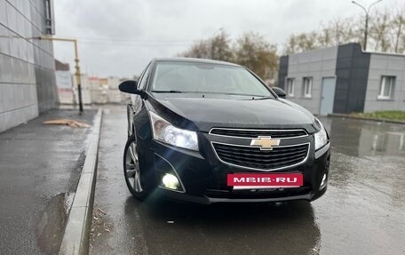 Chevrolet Cruze II, 2013 год, 930 000 рублей, 4 фотография