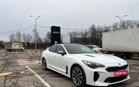 KIA Stinger I, 2018 год, 2 550 000 рублей, 2 фотография