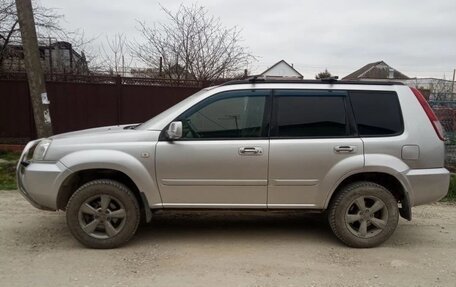 Nissan X-Trail, 2005 год, 650 000 рублей, 3 фотография