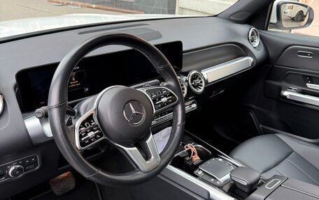 Mercedes-Benz GLB, 2022 год, 4 500 000 рублей, 9 фотография