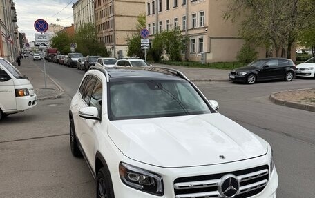 Mercedes-Benz GLB, 2022 год, 4 500 000 рублей, 2 фотография