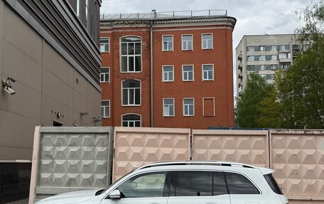 Mercedes-Benz GLB, 2022 год, 4 500 000 рублей, 19 фотография