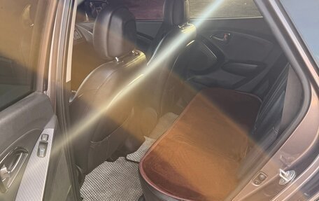 Hyundai ix35 I рестайлинг, 2014 год, 1 350 000 рублей, 21 фотография
