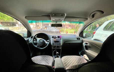Volkswagen Polo VI (EU Market), 2015 год, 750 000 рублей, 3 фотография