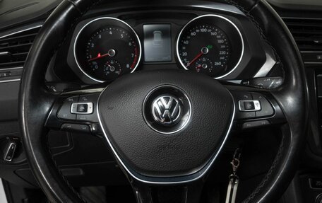 Volkswagen Tiguan II, 2017 год, 2 325 000 рублей, 9 фотография