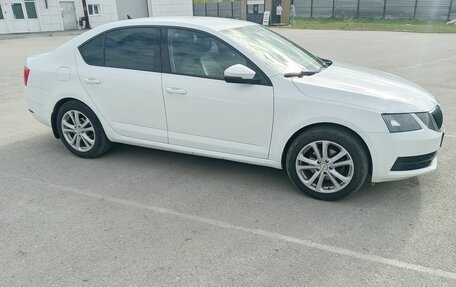 Skoda Octavia, 2017 год, 1 240 000 рублей, 2 фотография