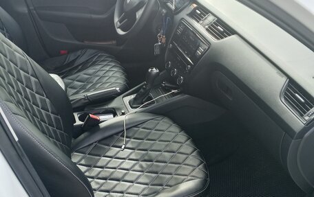 Skoda Octavia, 2017 год, 1 240 000 рублей, 5 фотография