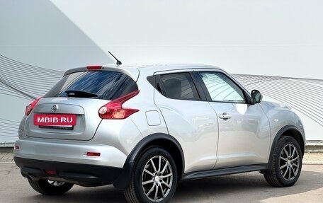 Nissan Juke II, 2012 год, 990 000 рублей, 9 фотография