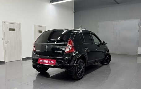 Renault Sandero I, 2013 год, 575 000 рублей, 2 фотография