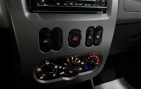 Renault Sandero I, 2013 год, 575 000 рублей, 17 фотография