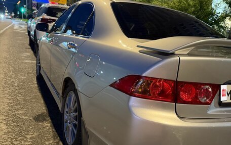 Honda Accord VII рестайлинг, 2006 год, 650 000 рублей, 1 фотография