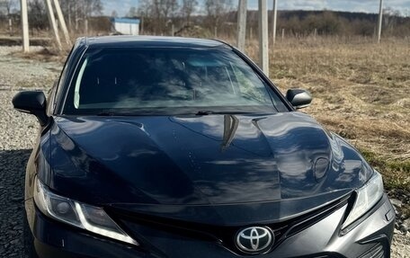 Toyota Camry, 2021 год, 2 900 000 рублей, 1 фотография