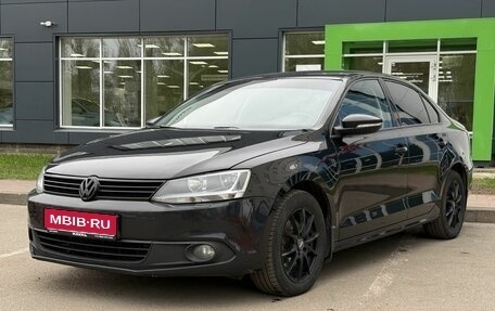 Volkswagen Jetta VI, 2014 год, 899 000 рублей, 1 фотография