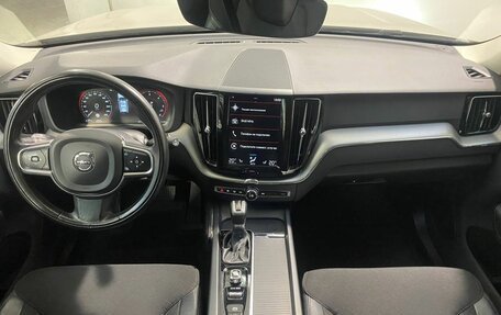 Volvo XC60 II, 2020 год, 3 399 800 рублей, 10 фотография