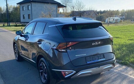 KIA Sportage IV рестайлинг, 2023 год, 2 200 000 рублей, 5 фотография