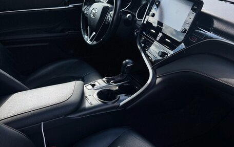 Toyota Camry, 2021 год, 2 900 000 рублей, 11 фотография
