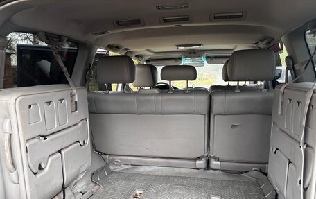 Toyota Land Cruiser 100 рестайлинг 2, 2005 год, 1 800 000 рублей, 5 фотография