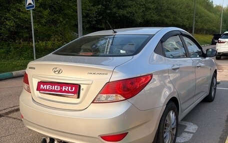 Hyundai Solaris II рестайлинг, 2011 год, 670 000 рублей, 5 фотография