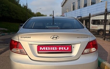 Hyundai Solaris II рестайлинг, 2011 год, 670 000 рублей, 6 фотография
