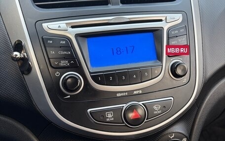 Hyundai Solaris II рестайлинг, 2011 год, 670 000 рублей, 11 фотография