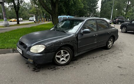 Hyundai Sonata IV рестайлинг, 2000 год, 115 000 рублей, 4 фотография