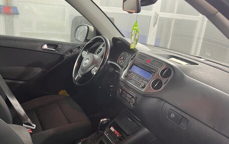 Volkswagen Tiguan I, 2011 год, 1 100 000 рублей, 4 фотография