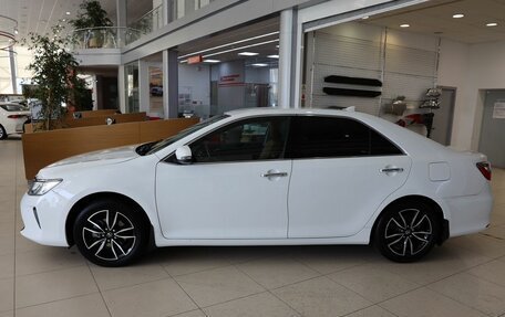 Toyota Camry, 2017 год, 2 500 000 рублей, 8 фотография