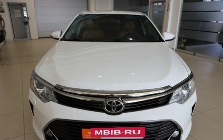Toyota Camry, 2017 год, 2 500 000 рублей, 2 фотография