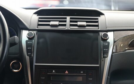 Toyota Camry, 2017 год, 2 500 000 рублей, 17 фотография