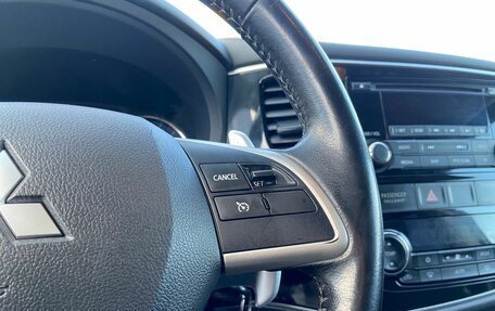 Mitsubishi Outlander III рестайлинг 3, 2014 год, 1 450 000 рублей, 22 фотография