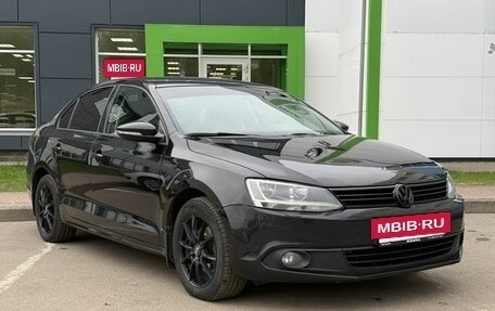 Volkswagen Jetta VI, 2014 год, 899 000 рублей, 3 фотография
