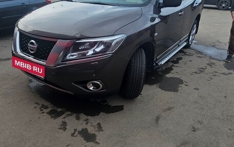 Nissan Pathfinder, 2014 год, 1 600 000 рублей, 3 фотография