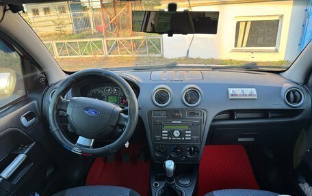 Ford Fusion I, 2006 год, 350 000 рублей, 7 фотография