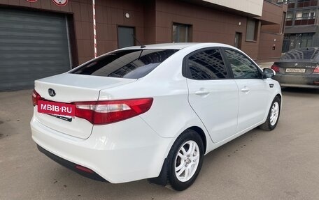 KIA Rio III рестайлинг, 2015 год, 789 000 рублей, 5 фотография